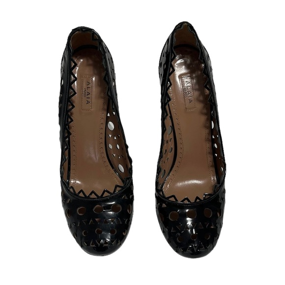 Alaia Black Patent Leather Perforated  Heels - Picture 2 of 13
